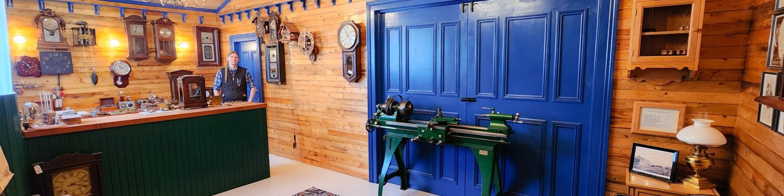 Hallicra's Works header